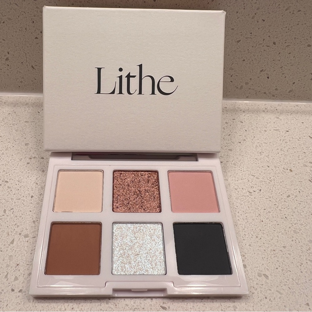 NEW LITHE Astral Eyeshadow Palette